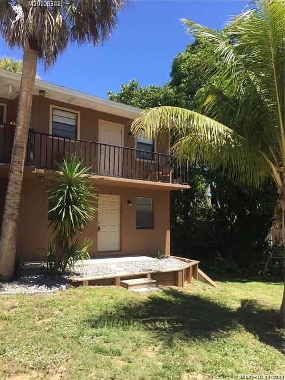 2121 NE Park St unit 3, Jensen Beach, FL 34957 - photo 2