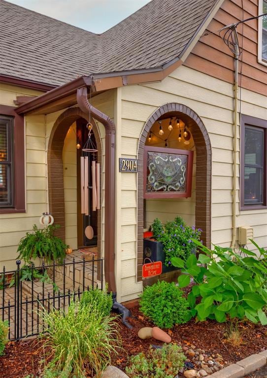 2904 48th St, Des Moines, IA 50310 - photo 3