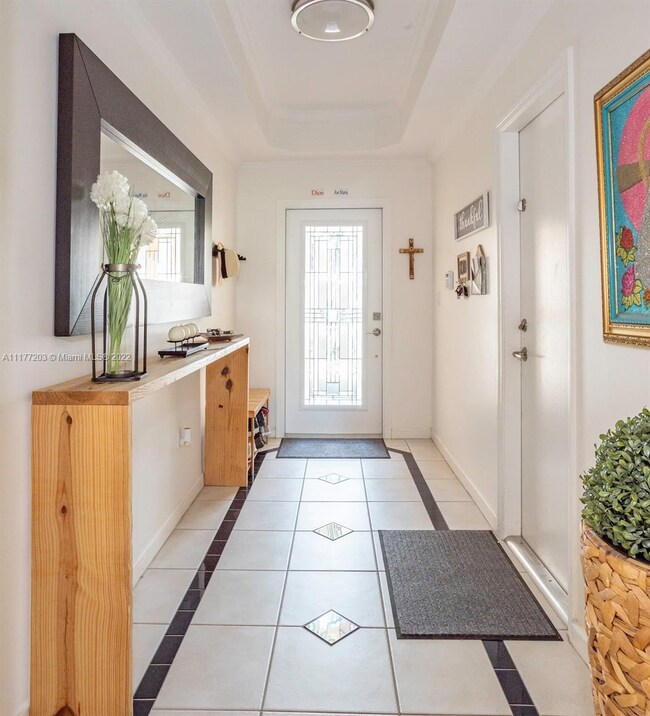 14163 N Cypress Cove Cir, Davie, FL 33325 - photo 3