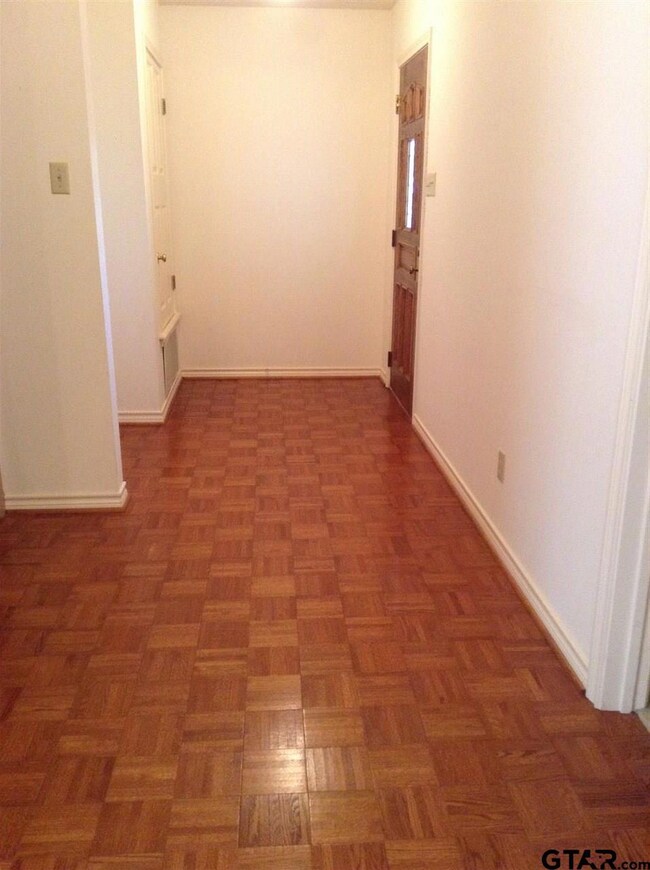 7807 7807 Abbey Ct, Tyler, TX 75703 - photo 5