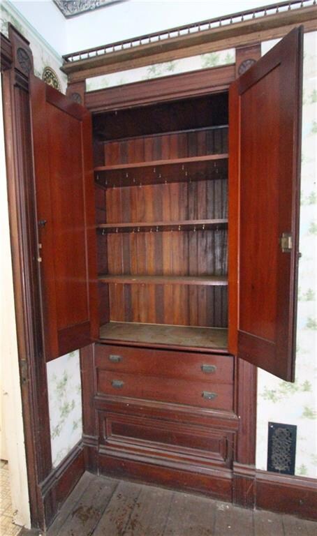 Dining Room Built ins