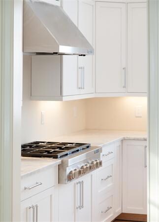 122 Elsinore St, Concord, MA 01742 - photo 5