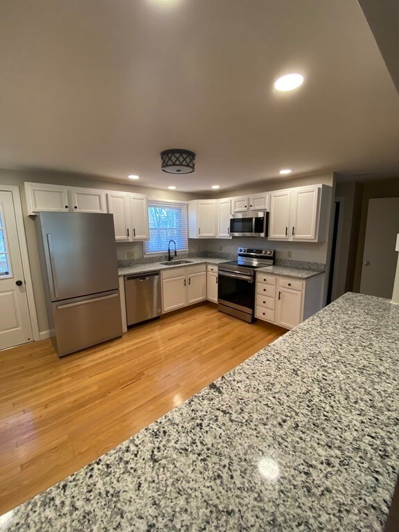 1 John William Dr unit A, Auburn, MA 01501 - photo 2