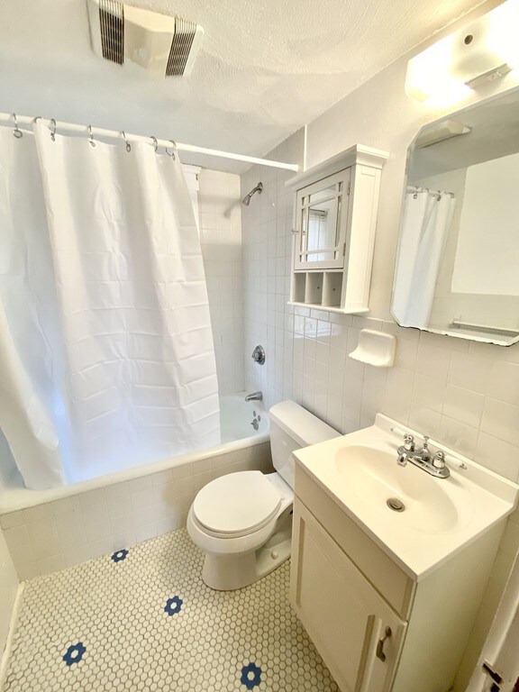 47 Elliot Ave unit 2 left, Quincy, MA 02171 - photo 4