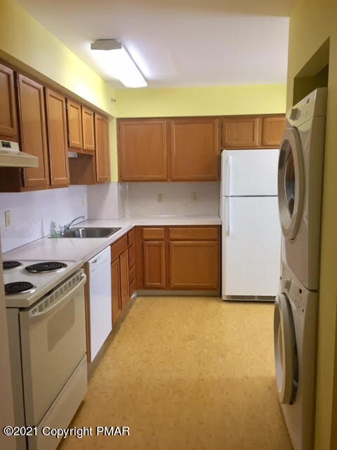 516 Sarah St, Stroudsburg, PA 18360 - photo 5