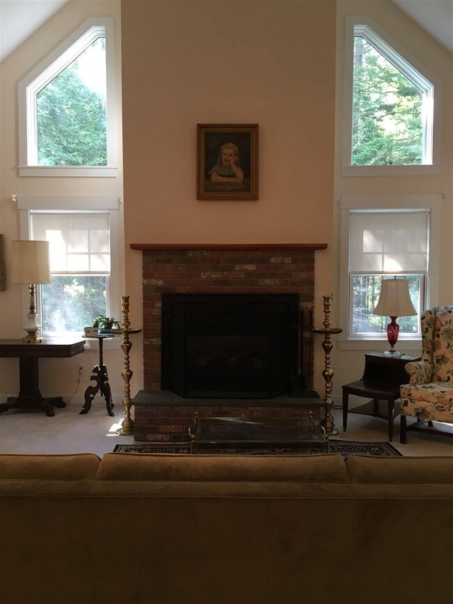 53 Cricenti Ln, New London, NH 03257 - photo 4