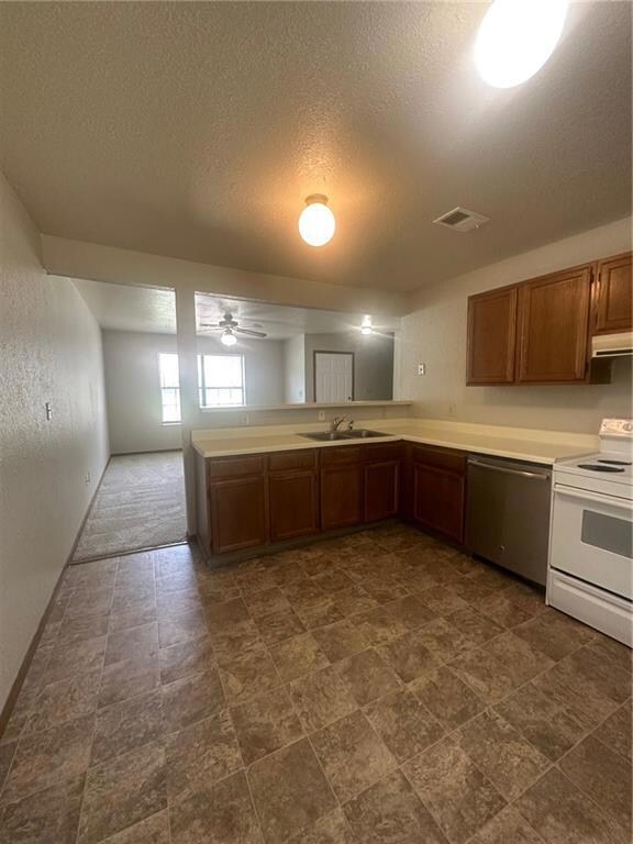 7035 Indiana Ave, Kansas City, MO 64132 - photo 5