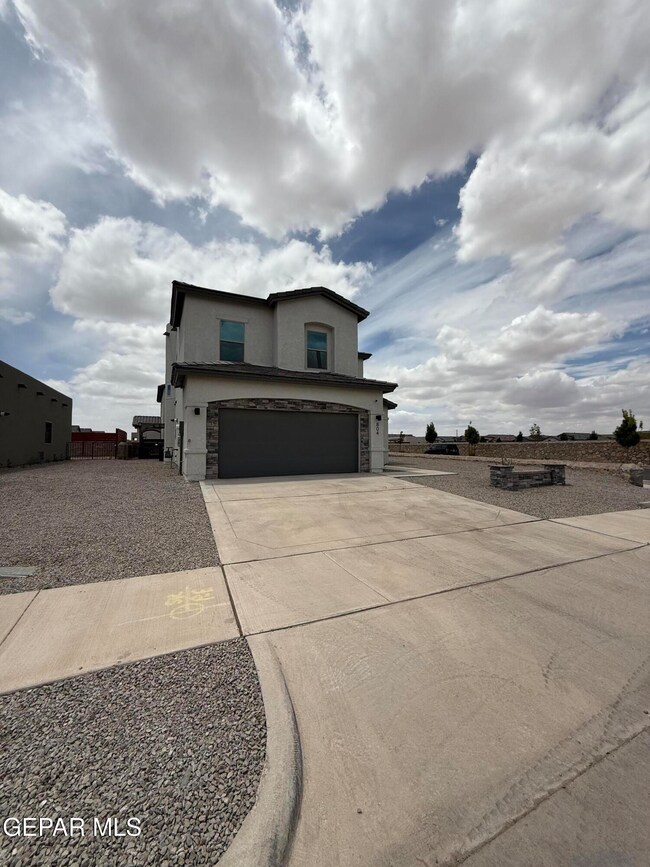 804 Blingwood, El Paso, TX 79928 - photo 2