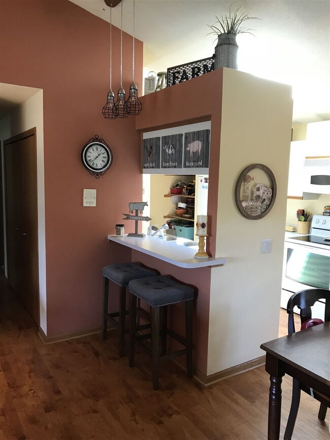 901 Park St unit 202, Oregon, WI 53575 - photo 2