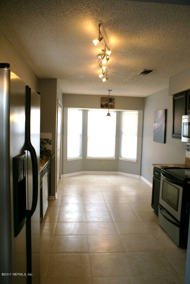 953 Aries Rd W, Jacksonville, FL 32216 - photo 7