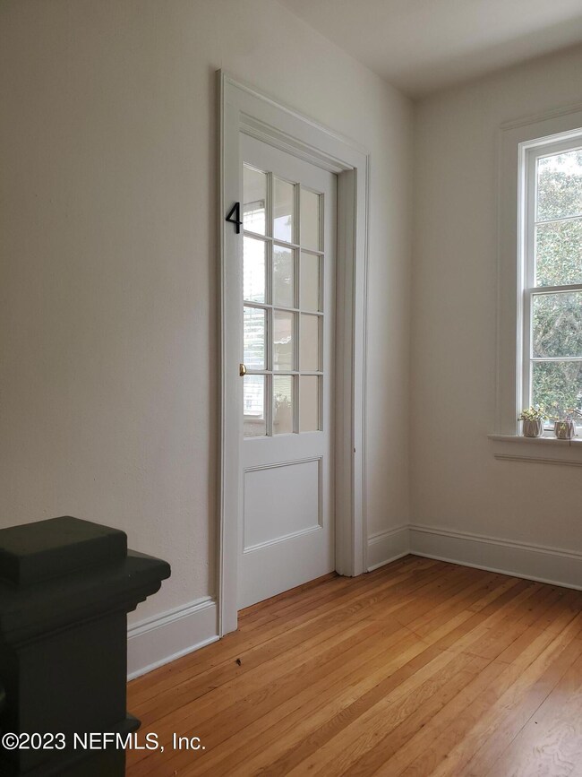 3110 Oak St unit 4, Jacksonville, FL 32205 - photo 4