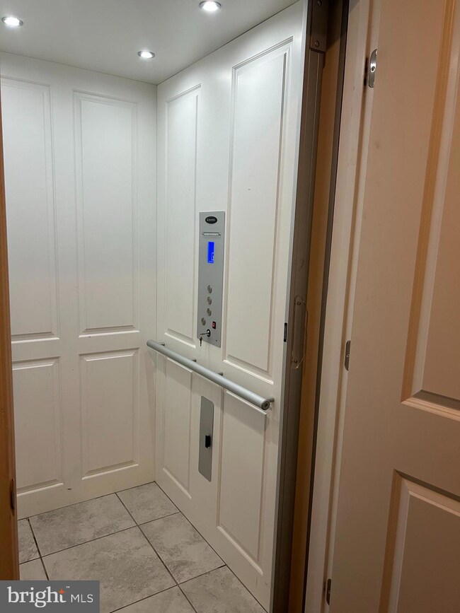 7135 Beaumont Place unit A, Hanover, MD 21076 - photo 6