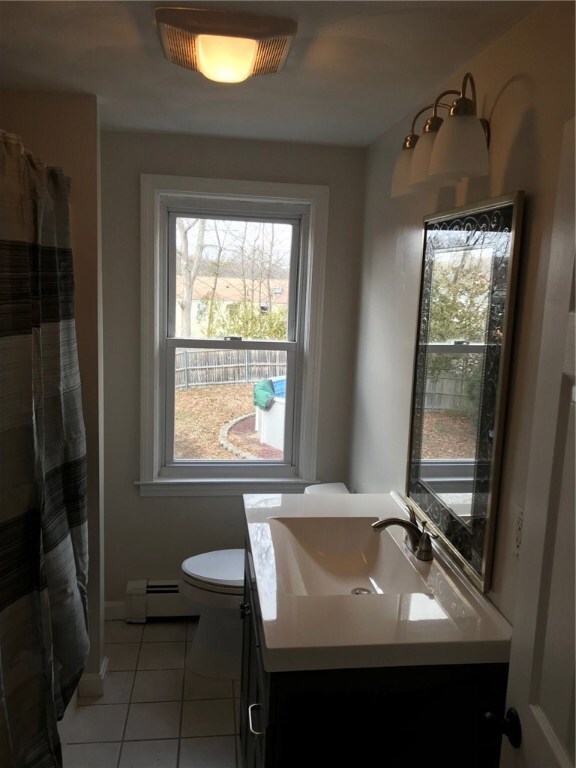 37 Enfield Dr, West Warwick, RI 02893 - photo 5