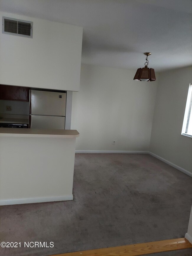 Open to eating area