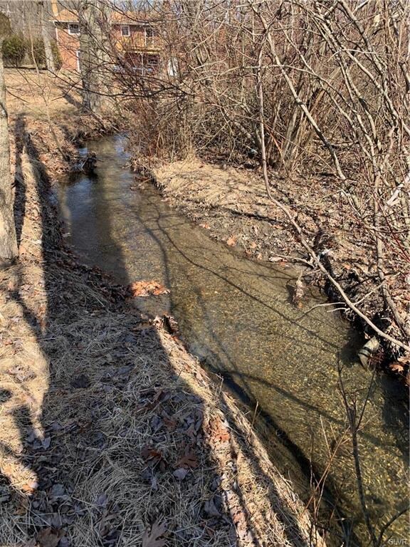 221 W West St, Wind Gap, PA 18091 - photo 6