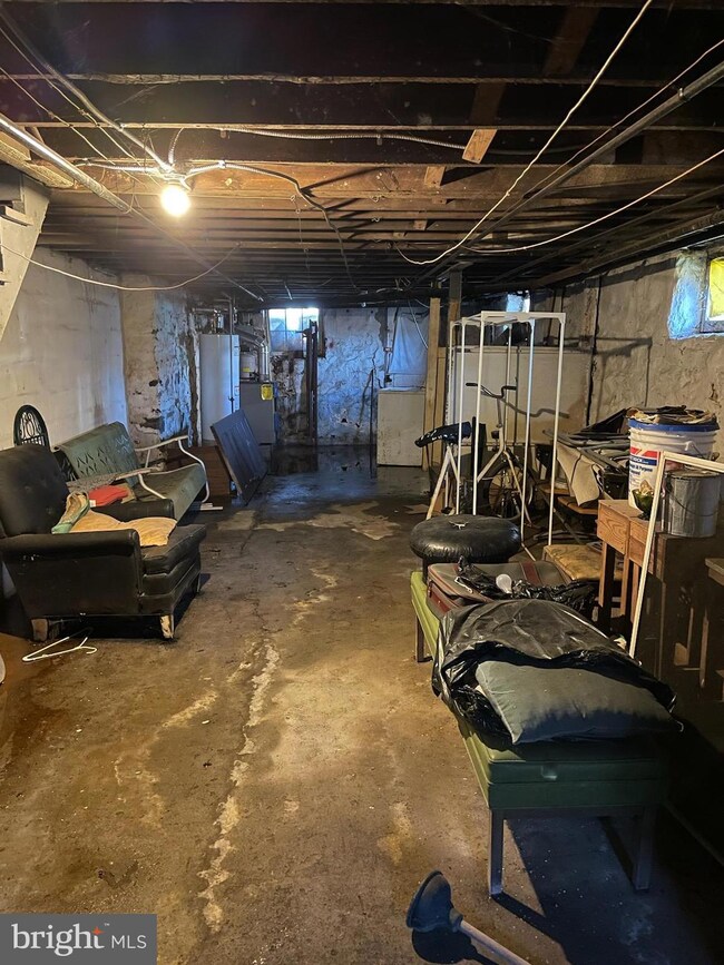 240 N Monastery Ave, Baltimore, MD 21229 - photo 5