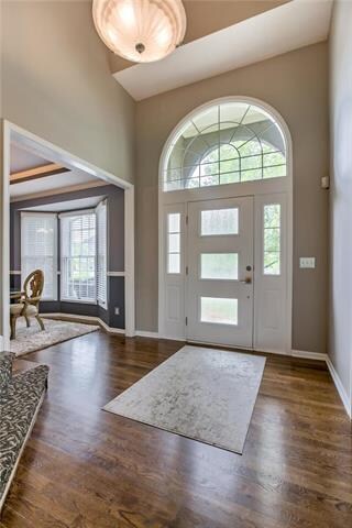 5611 Theden St, Shawnee, KS 66218 - photo 2