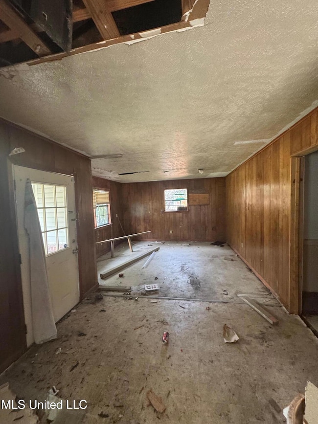 4326 Sunset Dr, Jackson, MS 39213 - photo 4