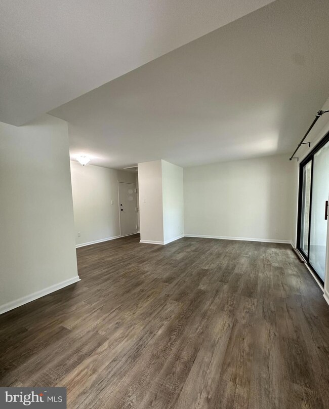 10630 Provincial Dr unit F, Manassas, VA 20109 - photo 4