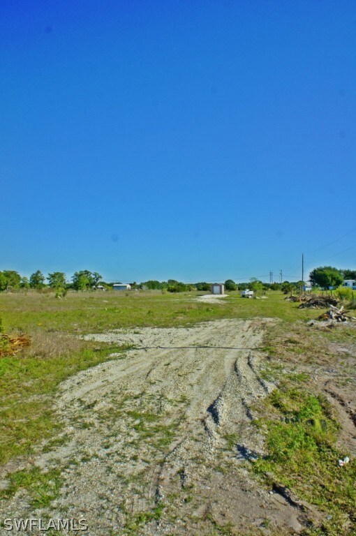 23755 Tinas Ln, Fort Myers, FL 33913 - photo 6