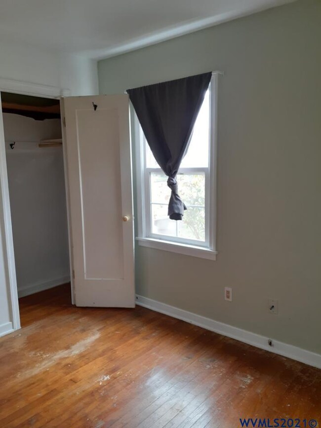 1049 15th Ave SW, Albany, OR 97321 - photo 7