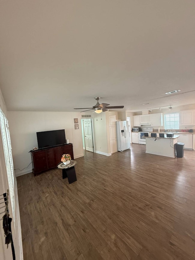 4 Gardenia Ln, Davie, FL 33325 - photo 4