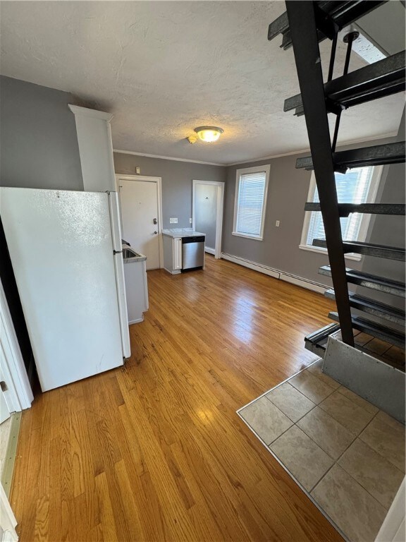 29 Gesler St unit 2F, Providence, RI 02909 - photo 7