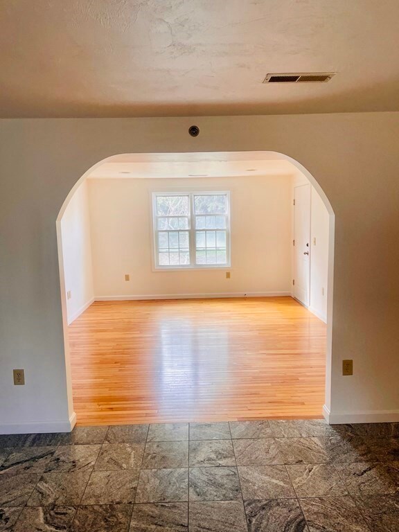 1 Hatfield St unit 5, Worcester, MA 01604 - photo 5