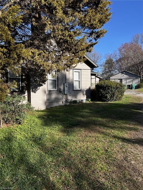 503 E Fairfield Rd, High Point, NC 27263 - photo 2