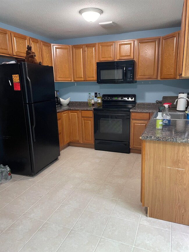 52 Woodland Green, Rochester, NH 03868 - photo 7