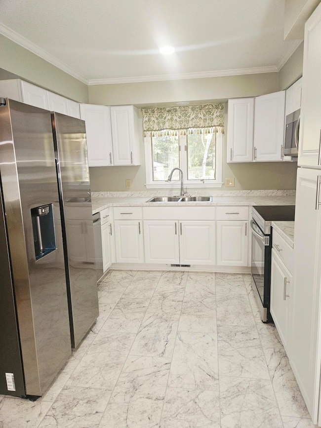 122 Runnymede Blvd, Sumter, SC 29153 - photo 2