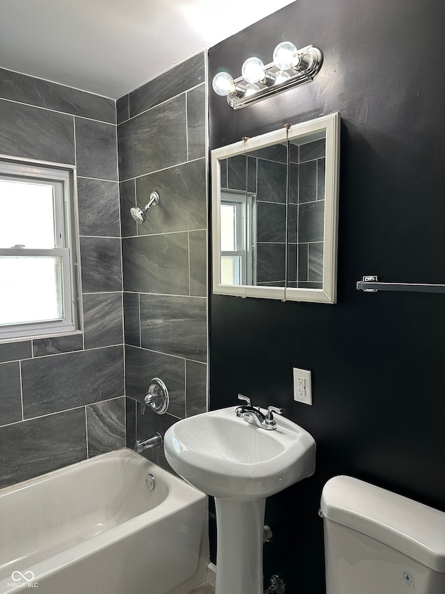 9036 E 36th St, Indianapolis, IN 46235 - photo 7