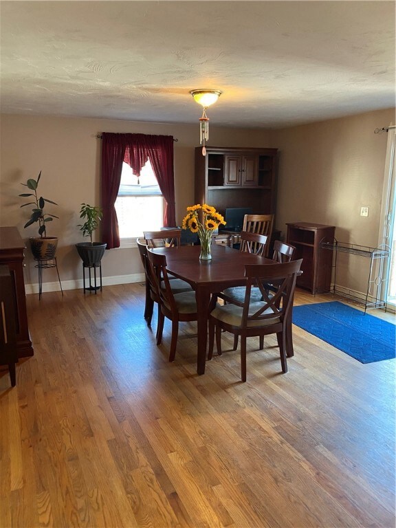 112 Worcester Ave, Riverside, RI 02915 - photo 3