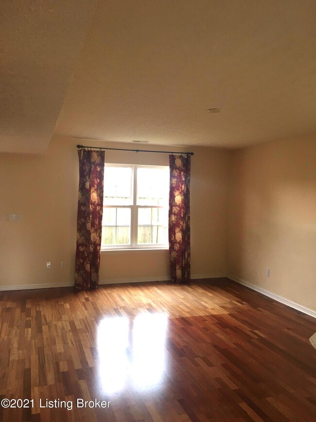 8324 Arbor Meadow Way, Louisville, KY 40228 - photo 4