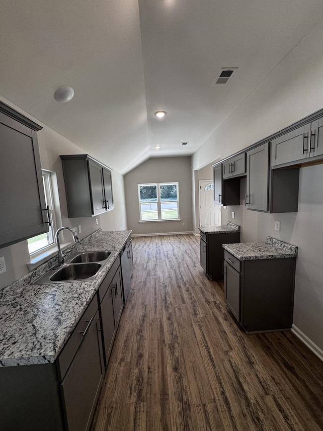 5249 Zodiac Rd, Memphis, TN 38118 - photo 2