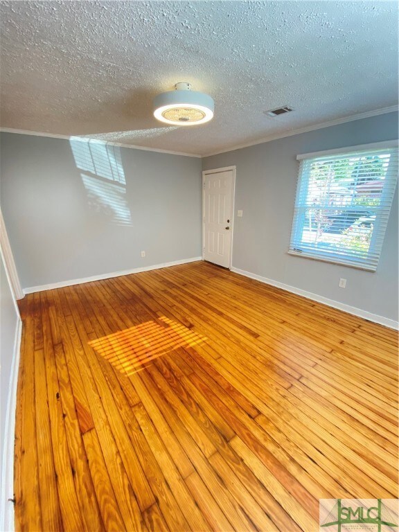 1211 E 39th St, Savannah, GA 31404 - photo 3