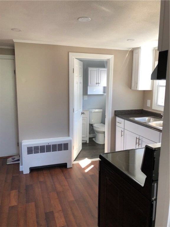 266 High St unit Upper R, Cumberland, RI 02864 - photo 5