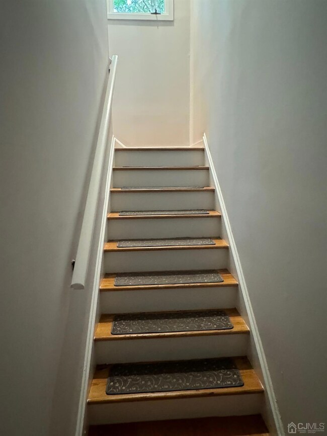 87 Ridgeview Cir, Princeton, NJ 08540 - photo 2