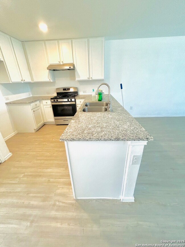 10415 Canard Crest, Converse, TX 78109 - photo 6