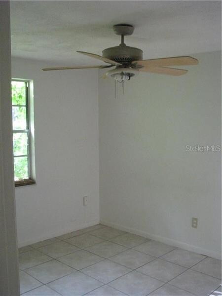 431 Maydell Dr unit B, Tampa, FL 33619 - photo 4