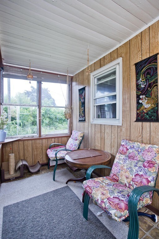 194 Centre St, Indian Orchard, MA 01151 - photo 4