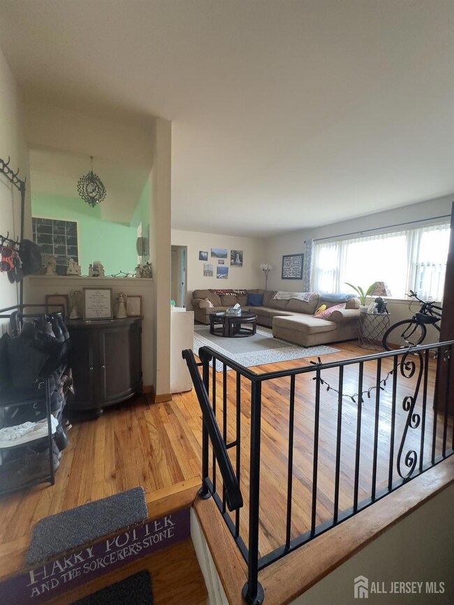 199 Evergreen Rd unit 13B, Edison, NJ 08837 - photo 2