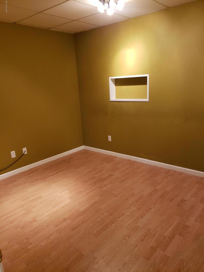 14 N 4th St unit 1, Stroudsburg, PA 18360 - photo 5