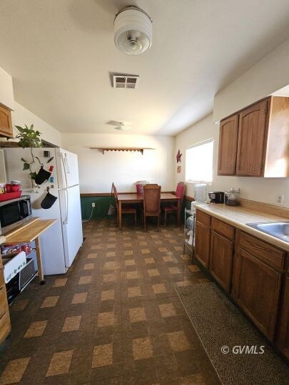 Kitchen and Breakfast Nook