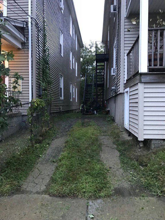 152 Last St, Fall River, MA 02724 - photo 2