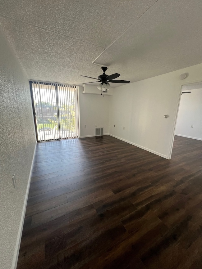 Marywood Towers unit 315, Aurora, IL 60505 - photo 7