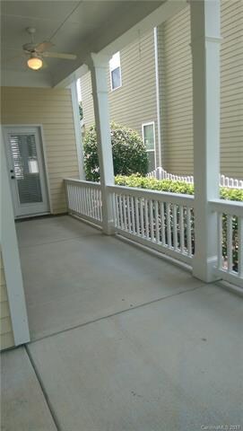 Front Porch with Side Entry