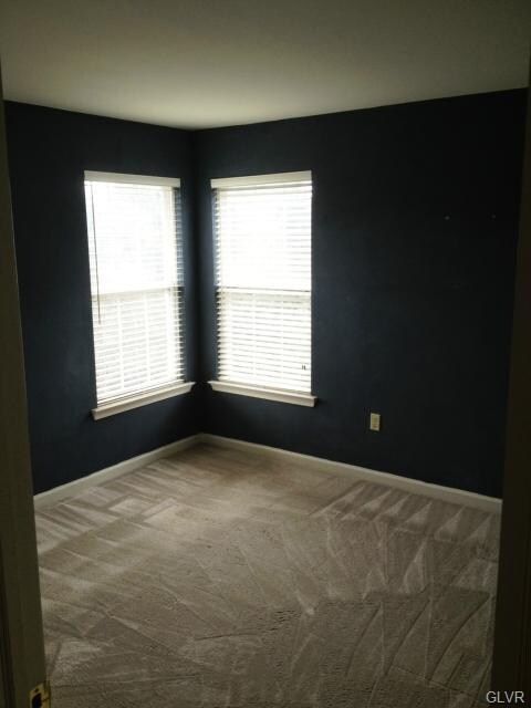 1512 Cambridge Dr, Macungie, PA 18062 - photo 6