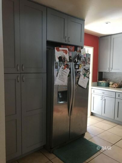 refridgerator