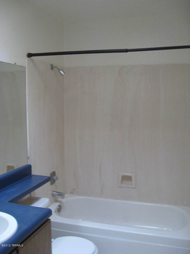 3445 N Fremont Ave unit 3, Tucson, AZ 85719 - photo 5